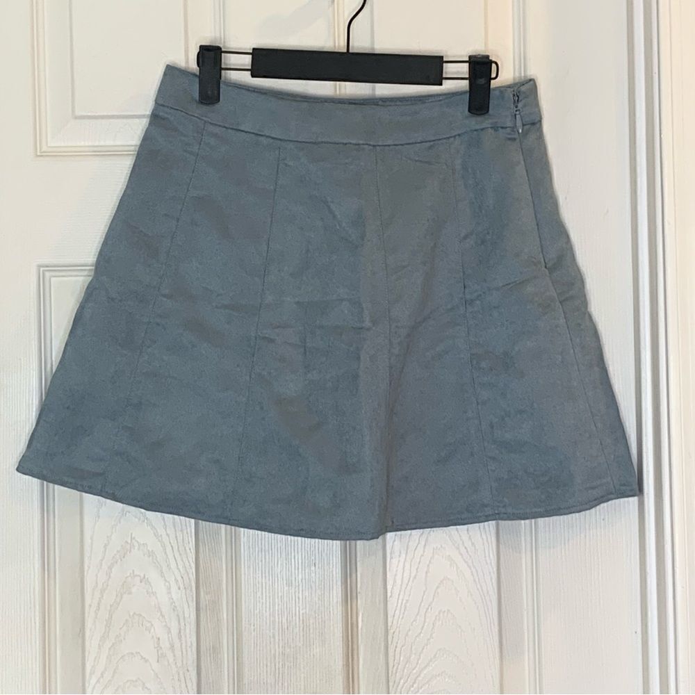 BCBGeneration A Line Skirt in Rock Size 8